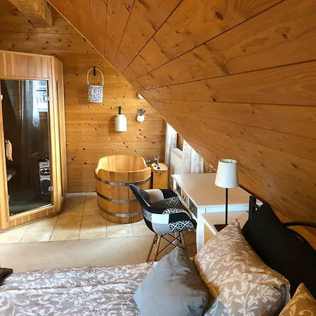 Swierkowe Wzgorze 샬레 카르파츠