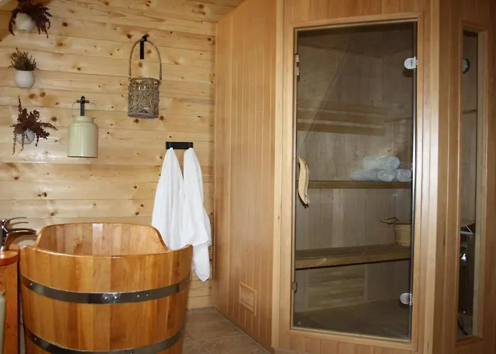 Swierkowe Wzgorze * קרפאז'