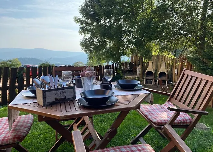 Swierkowe Wzgorze בקתה *