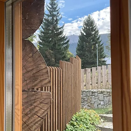 świerkowe Wzgórze - Typu Superior Z Sauną Balią Kominkiem I Domki-bez Sauny Balii Kominka Chalet *