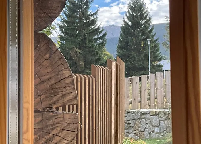 Swierkowe Wzgorze Шале *